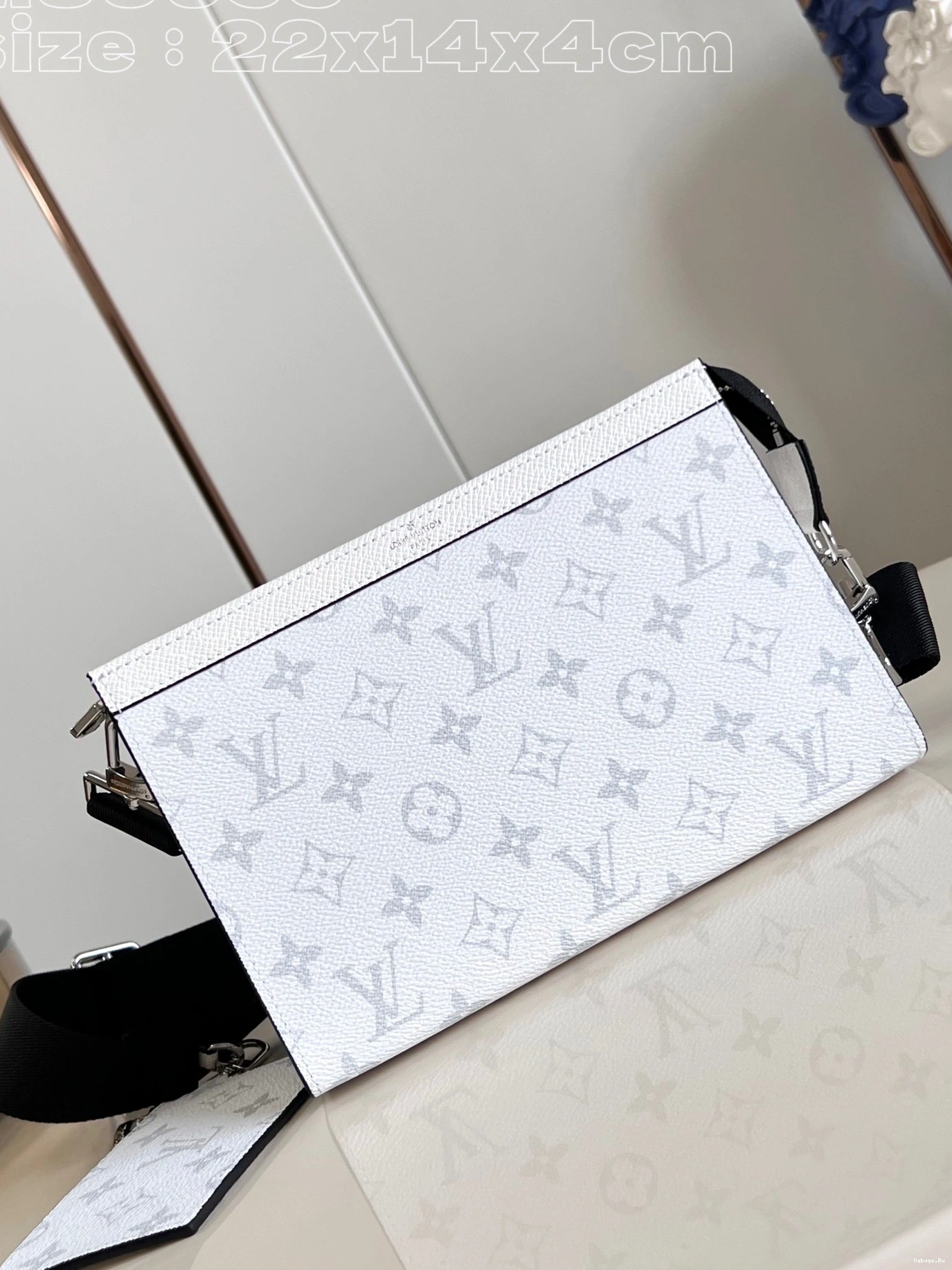 Gaston Wallet Wearable -22*14.5*4.5CM VUITTON LOUIS 0411